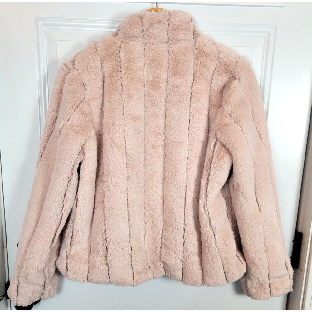 HYFVE Ribbed Wubby Jacket Size M - Picture 7 of 7